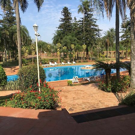 Tangoinn Club Iguazu Party Luxury Hostel Puerto Iguazu Exterior photo