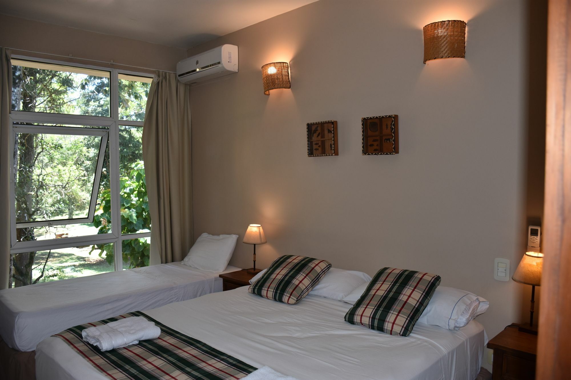 Tangoinn Club Iguazu Party Luxury Hostel Puerto Iguazu Exterior photo