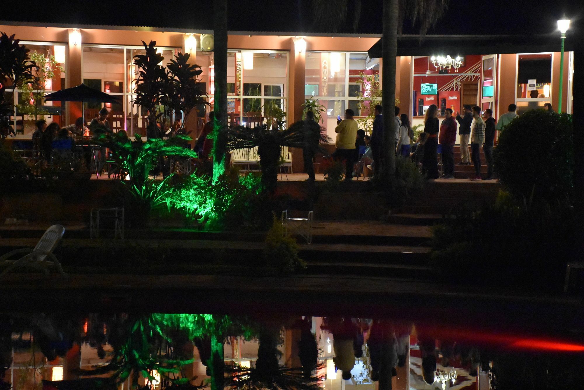 Tangoinn Club Iguazu Party Luxury Hostel Puerto Iguazu Exterior photo