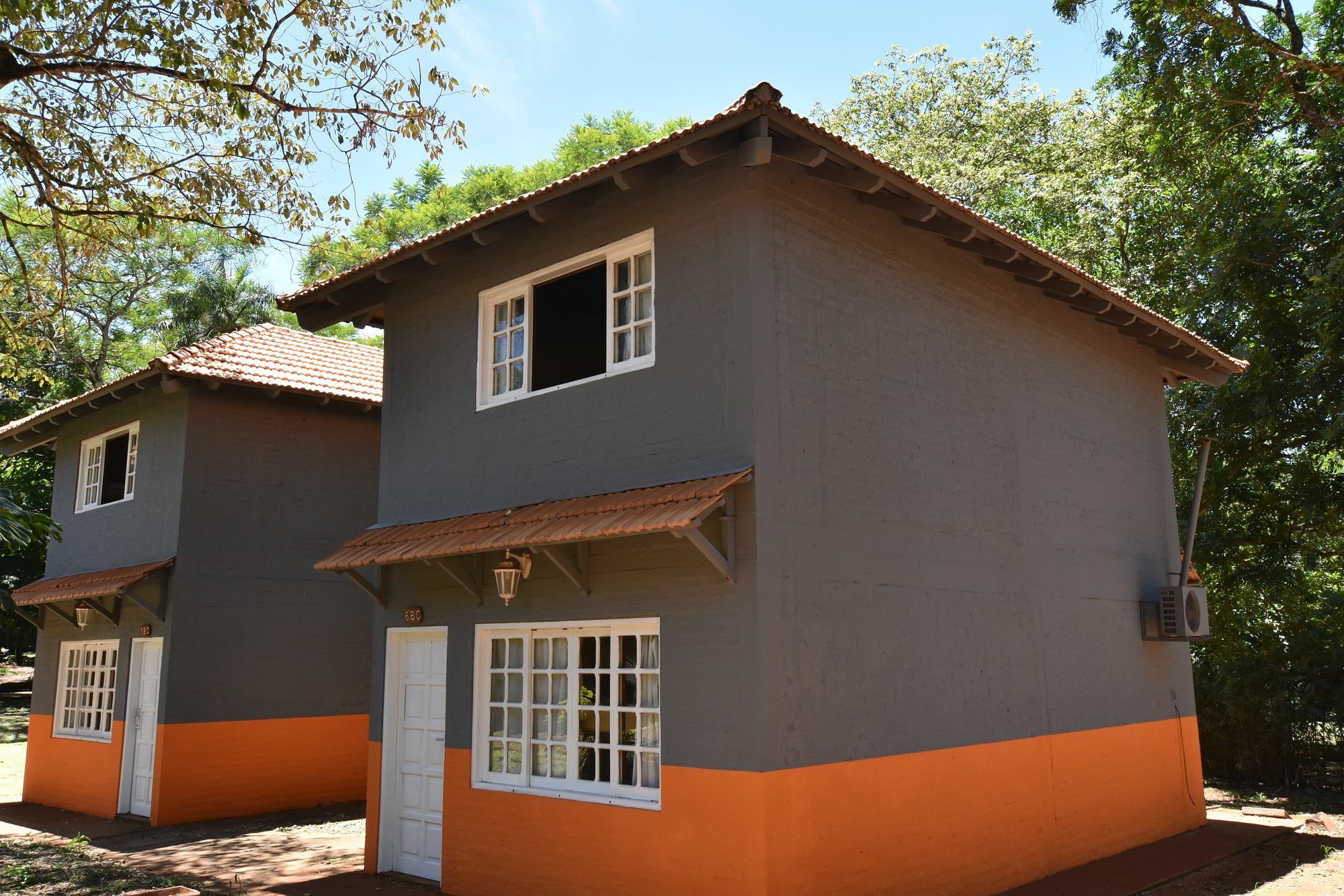Tangoinn Club Iguazu Party Luxury Hostel Puerto Iguazu Exterior photo